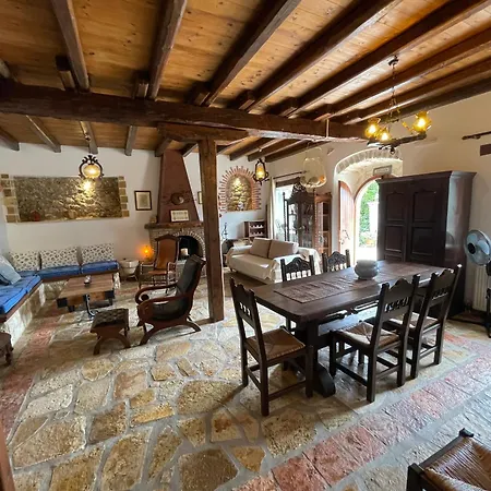 Villa Mary's